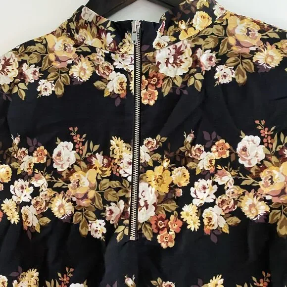 Wayf‎ Polyester Floral Blouse - Picture 5 of 8